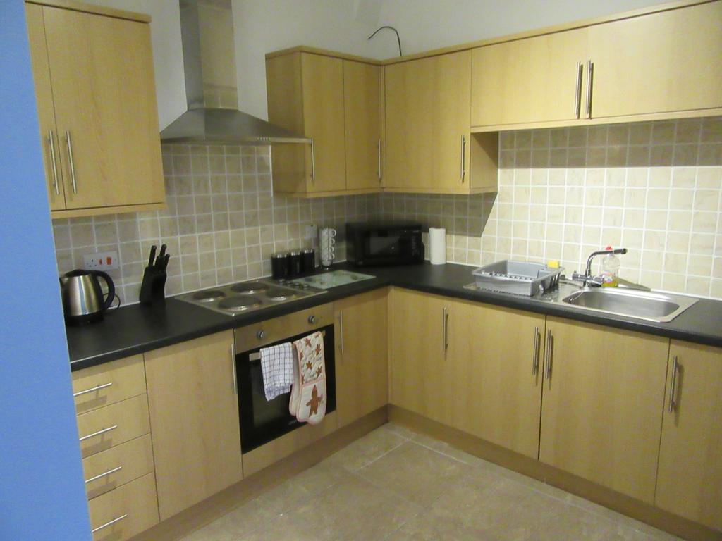 No 5 - Large 1 Bed Near Sefton Park And Lark Lane Lägenhet Liverpool Exteriör bild